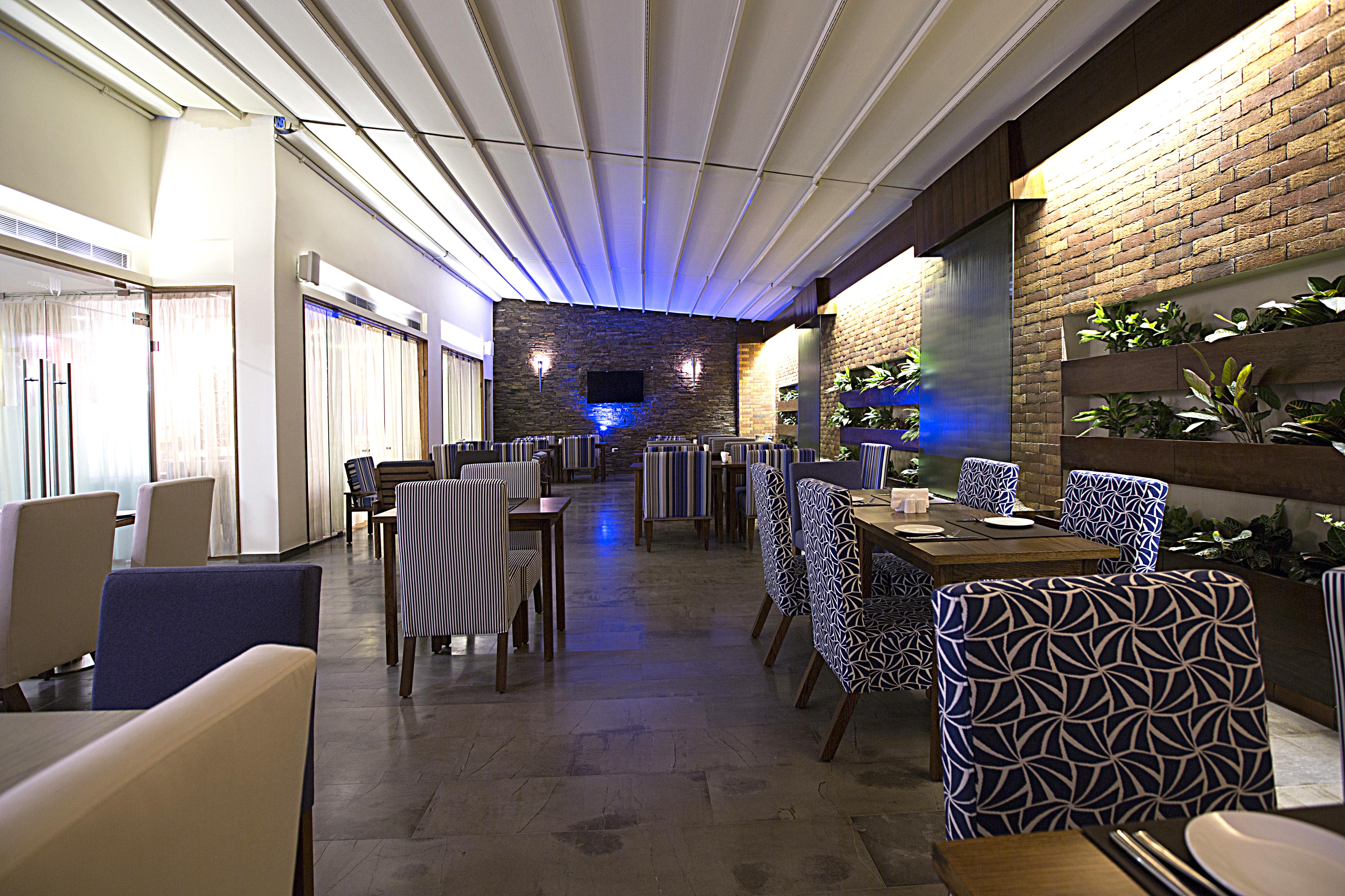 The J & Hotel