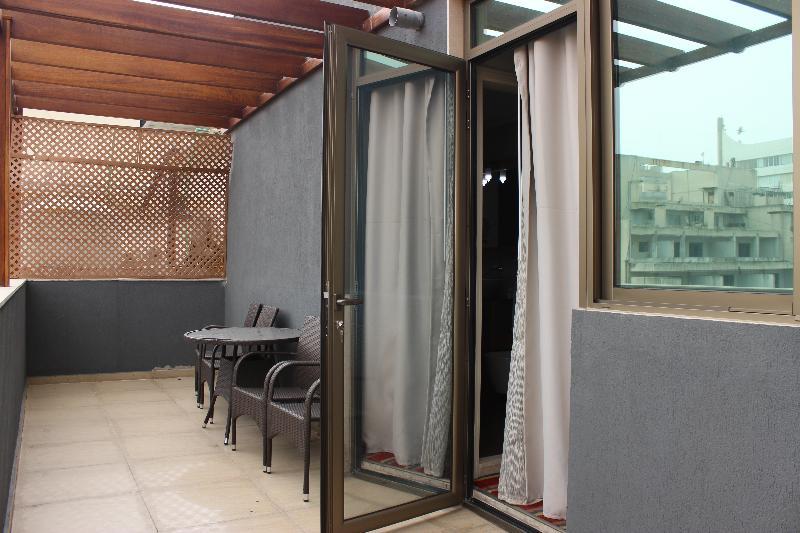 The J & 4* Beirut