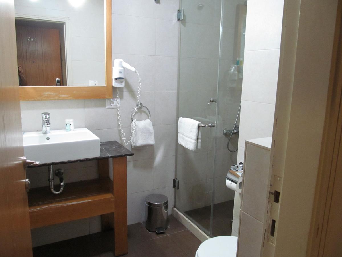 The J & Hotel 4*