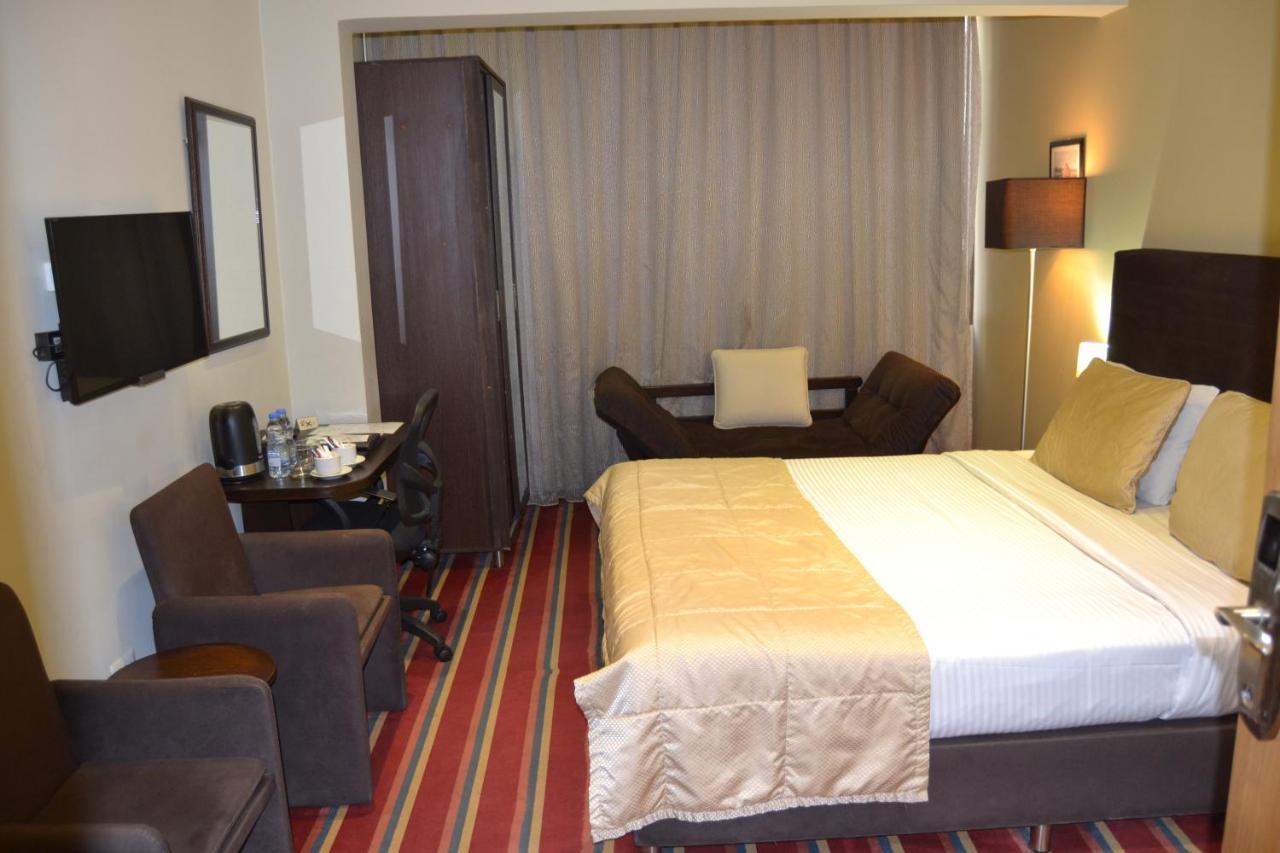 Hotel The J & Beirut