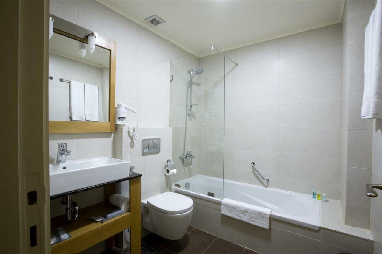 The J & 4* Beirut